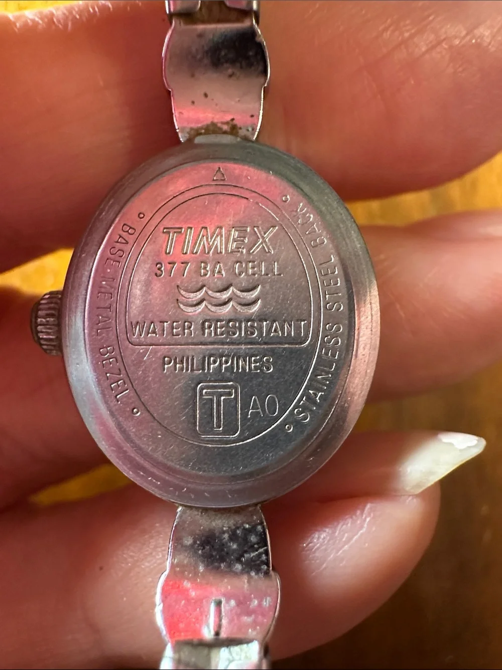Vintage 90s‎ Timex Silver Tone Ladies Quartz Watch for repair or parts
